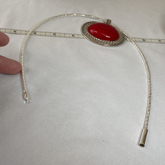 Large silvertone and red medallion necklace - Picture 3 of 5